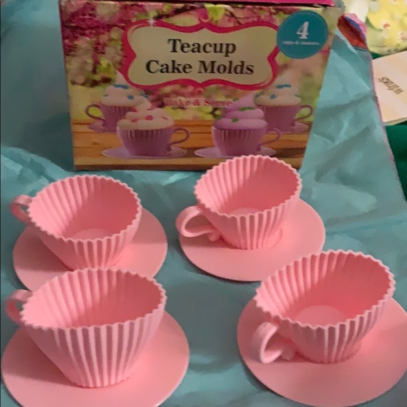 unknown Other - New in box adorable Teacup Cake Molds bake/eat